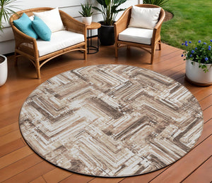 Homeroots 3' Geometric Washable Indoor Outdoor Area Rug - Durable, Stylish, And Stain-resistant For All Spaces 8' Round Polyester 579272