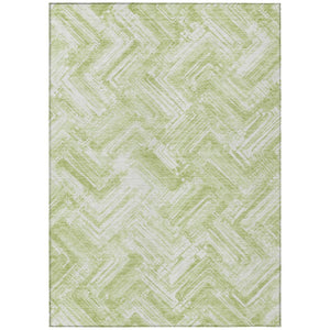 HomeRoots 5' Geometric Indoor Outdoor Area Rug - Stylish Green & Ivory Design, Durable, Washable, Versatile Use 5' X 8' 579283