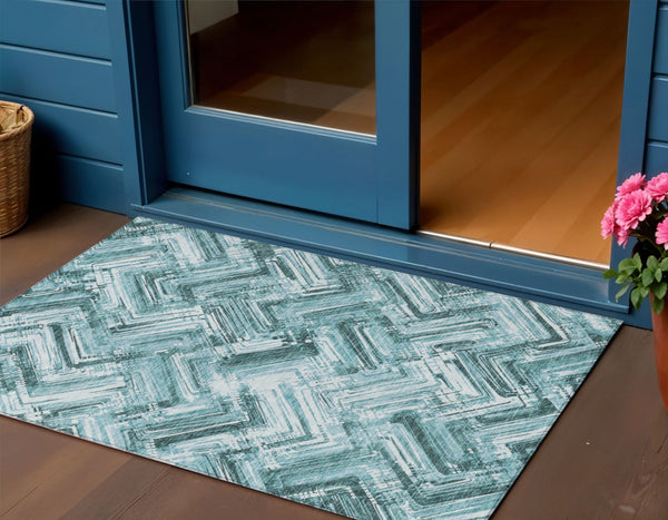 Homeroots 3' Geometric Washable Indoor Outdoor Area Rug - Durable, Stylish, And Stain-resistant For All Spaces 3' X 5' Polyester 579288