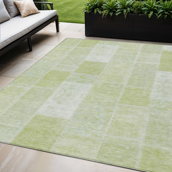 Homeroots 3' Artichoke Green And Ivory Patchwork Washable Area Rug For Indoor And Outdoor Spaces, Durable Design 5' X 8' Polyester 579302