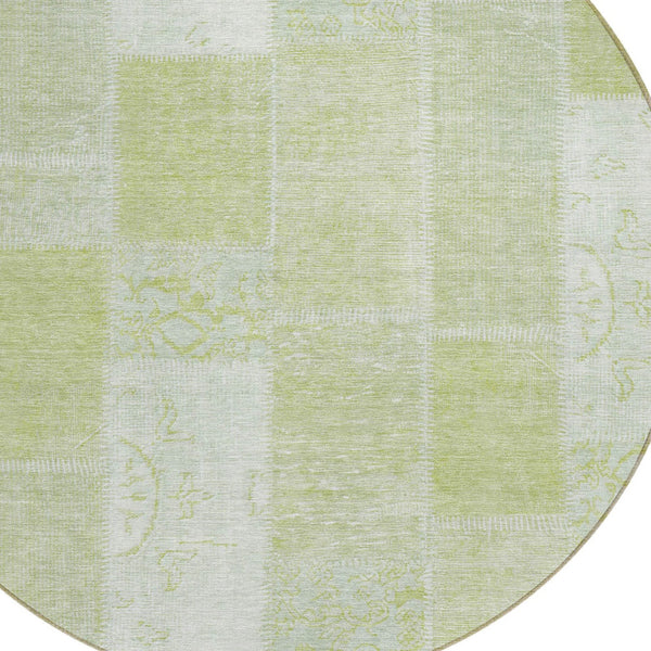 Homeroots 3' Artichoke Green And Ivory Patchwork Washable Area Rug For Indoor And Outdoor Spaces, Durable Design 8' Round Polyester 579303