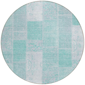 Homeroots 3' Artichoke Green And Ivory Patchwork Washable Area Rug For Indoor And Outdoor Spaces, Durable Design 8' Round Polyester 579309