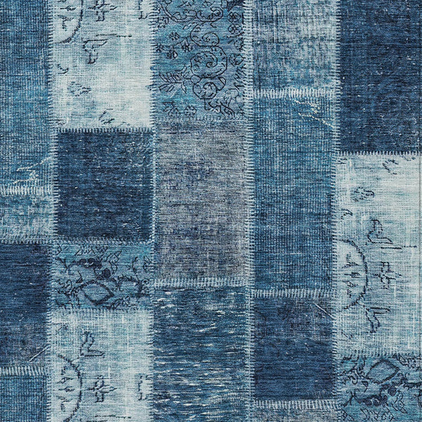 Homeroots 3' Artichoke Green And Ivory Patchwork Washable Area Rug For Indoor And Outdoor Spaces, Durable Design 5' X 8' Polyester 579314