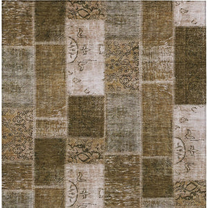 Homeroots 3' Artichoke Green And Ivory Patchwork Washable Area Rug For Indoor And Outdoor Spaces, Durable Design 8' X 10' Polyester 579322