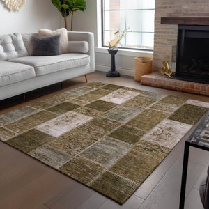 Homeroots 3' Artichoke Green And Ivory Patchwork Washable Area Rug For Indoor And Outdoor Spaces, Durable Design 8' X 10' Polyester 579322