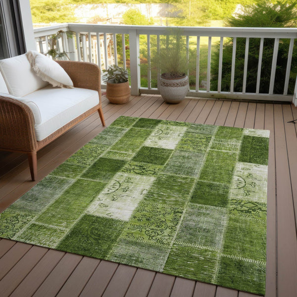 Homeroots 3' Artichoke Green And Ivory Patchwork Washable Area Rug For Indoor And Outdoor Spaces, Durable Design 5' X 8' Polyester 579332