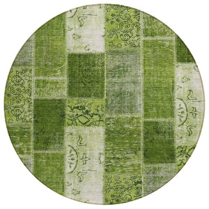 HomeRoots 5' Olive Green and Artichoke Patchwork Rug – Stylish, Washable, Indoor/Outdoor Durable Design 8' Round 579333