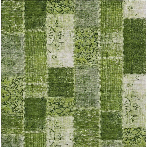 Homeroots 3' Artichoke Green And Ivory Patchwork Washable Area Rug For Indoor And Outdoor Spaces, Durable Design 8' X 10' Polyester 579334