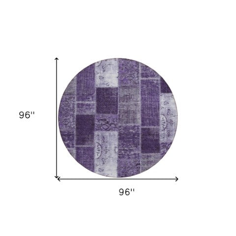 Homeroots 3' Artichoke Green And Ivory Patchwork Washable Area Rug For Indoor And Outdoor Spaces, Durable Design 8' Round Polyester 579345