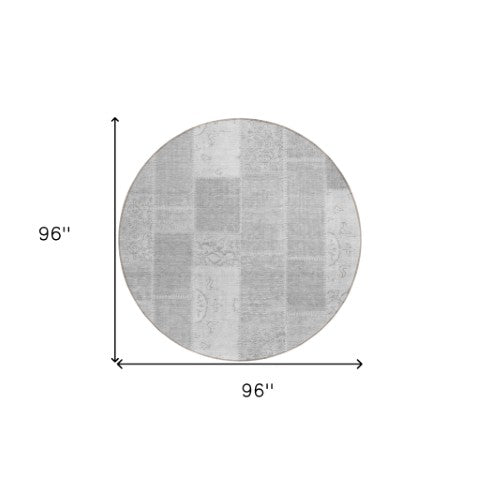 Homeroots 3' Artichoke Green And Ivory Patchwork Washable Area Rug For Indoor And Outdoor Spaces, Durable Design 8' Round Polyester 579351