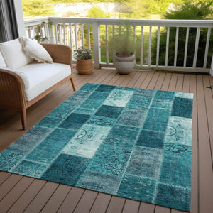 Homeroots 3' Artichoke Green And Ivory Patchwork Washable Area Rug For Indoor And Outdoor Spaces, Durable Design 3' X 5' Polyester 579367