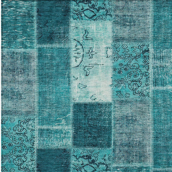 Homeroots 3' Artichoke Green And Ivory Patchwork Washable Area Rug For Indoor And Outdoor Spaces, Durable Design 3' X 5' Polyester 579367