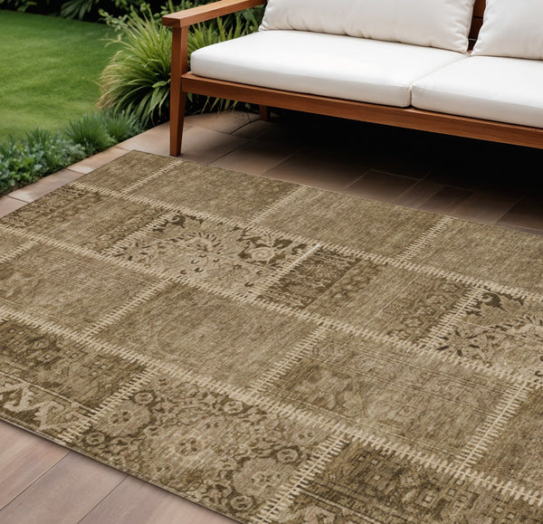 Homeroots 3' Brown And Beige Patchwork Washable Area Rug - Stylish, Durable, And Perfect For Indoor Or Outdoor Use 10' X 14' Polyester 579378