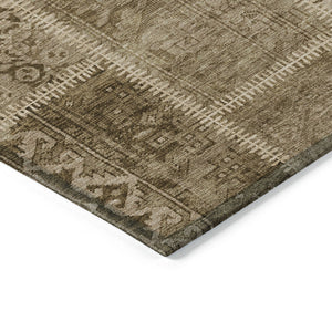 Homeroots 3' Brown And Beige Patchwork Washable Area Rug - Stylish, Durable, And Perfect For Indoor Or Outdoor Use 10' X 14' Polyester 579378