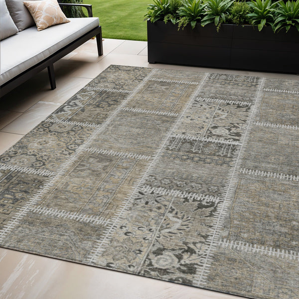 Homeroots 3' Brown And Beige Patchwork Washable Area Rug - Stylish, Durable, And Perfect For Indoor Or Outdoor Use 5' X 8' Polyester 579392