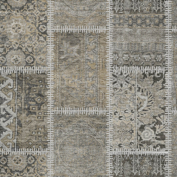 Homeroots 3' Brown And Beige Patchwork Washable Area Rug - Stylish, Durable, And Perfect For Indoor Or Outdoor Use 8' X 10' Polyester 579394