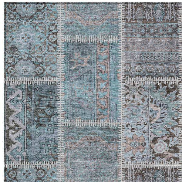 Homeroots 3' Brown And Beige Patchwork Washable Area Rug - Stylish, Durable, And Perfect For Indoor Or Outdoor Use 3' X 5' Polyester 579397