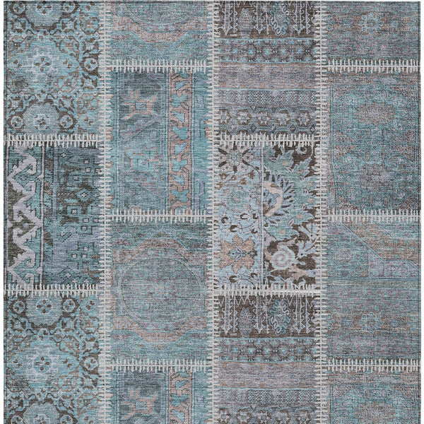 Homeroots 3' Brown And Beige Patchwork Washable Area Rug - Stylish, Durable, And Perfect For Indoor Or Outdoor Use 5' X 8' Polyester 579398