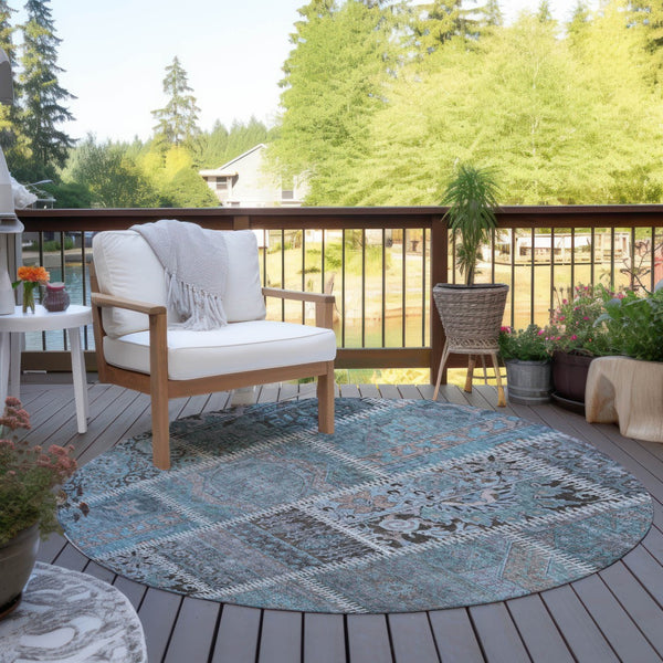 Homeroots 3' Brown And Beige Patchwork Washable Area Rug - Stylish, Durable, And Perfect For Indoor Or Outdoor Use 8' Round Polyester 579399