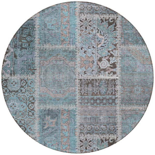 Homeroots 3' Brown And Beige Patchwork Washable Area Rug - Stylish, Durable, And Perfect For Indoor Or Outdoor Use 8' Round Polyester 579399