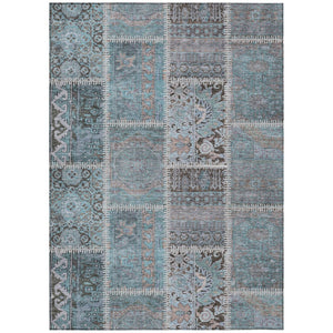 HomeRoots 5' Teal Blue Aqua and Beige Patchwork Rug - Stylish, Washable Indoor-Outdoor Area Rug for Any Space 10' X 14' 579402