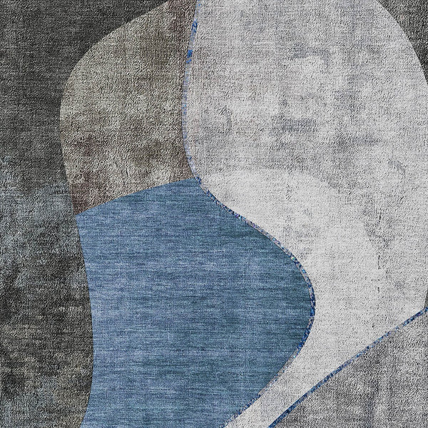 Homeroots 3' Denim Blue And Sky Blue Abstract Washable Area Rug For Indoor And Outdoor Versatile Spaces 3' X 5' Polyester 579409