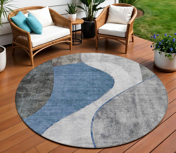 Homeroots 3' Denim Blue And Sky Blue Abstract Washable Area Rug For Indoor And Outdoor Versatile Spaces 8' Round Polyester 579411