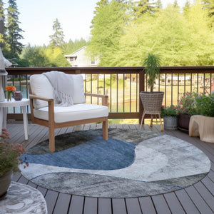 Homeroots 3' Denim Blue And Sky Blue Abstract Washable Area Rug For Indoor And Outdoor Versatile Spaces 8' Round Polyester 579411