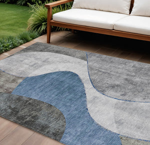 Homeroots 3' Denim Blue And Sky Blue Abstract Washable Area Rug For Indoor And Outdoor Versatile Spaces 8' X 10' Polyester 579412
