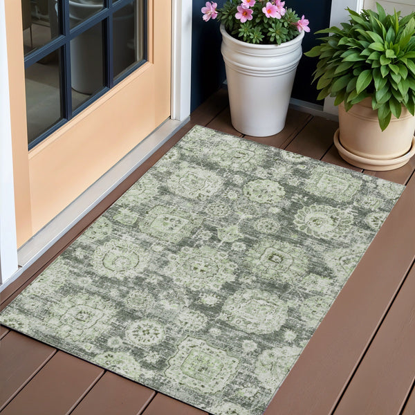 Homeroots 3' Artichoke Green Floral Washable Area Rug - Ideal For Indoor & Outdoor Spaces, Stain Resistant Design 3' X 5' Polyester 579427