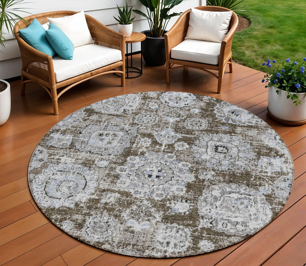 Homeroots 3' Artichoke Green Floral Washable Area Rug - Ideal For Indoor & Outdoor Spaces, Stain Resistant Design 8' Round Polyester 579453