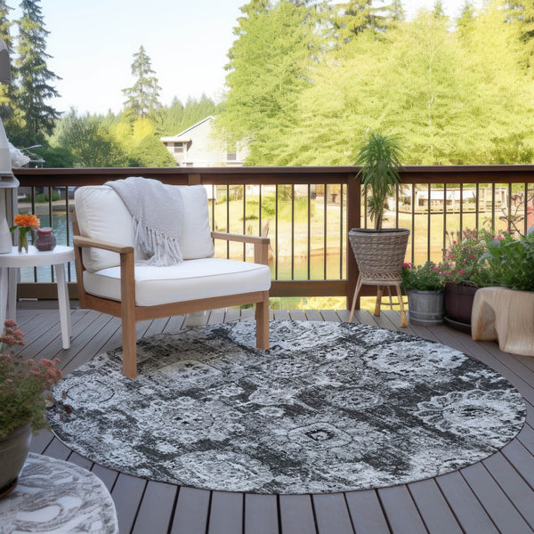 Homeroots 3' Artichoke Green Floral Washable Area Rug - Ideal For Indoor & Outdoor Spaces, Stain Resistant Design 8' Round Polyester 579459