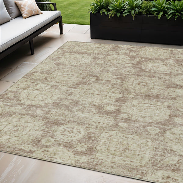 Homeroots 3' Artichoke Green Floral Washable Area Rug - Ideal For Indoor & Outdoor Spaces, Stain Resistant Design 5' X 8' Polyester 579464