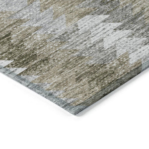 HomeRoots 5' Modern Geometric Washable Area Rug in Brown, Beige, and Gray for Indoor & Outdoor Spaces 8' X 10' 579502