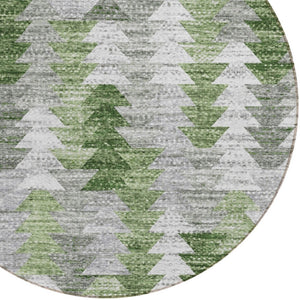 HomeRoots 5' Geometric Green Area Rug - Durable, Washable Indoor/Outdoor Design for Modern Spaces and High Traffic 8' Round 579507