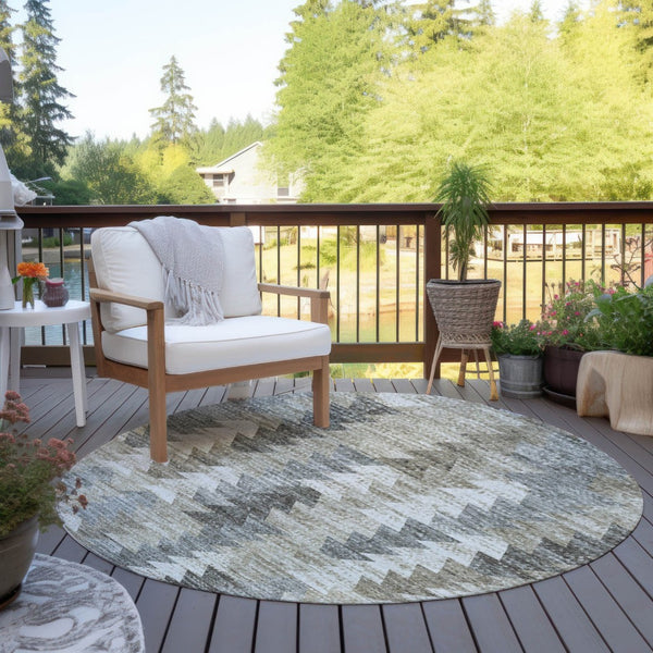 HomeRoots 5' Stylish Geometric Taupe Beige Tan Indoor Outdoor Area Rug for Modern Living Spaces & Patios 8' Round 579519
