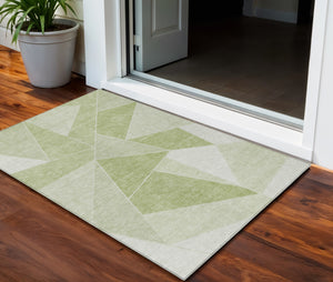 Homeroots 3' Geometric Artichoke Green Area Rug - Stylish Washable Design For Indoor & Outdoor Spaces 3' X 5' Polyester 579523