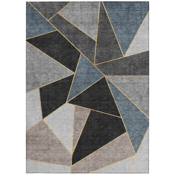Homeroots 3' Geometric Artichoke Green Area Rug - Stylish Washable Design For Indoor & Outdoor Spaces 5' X 8' Polyester 579536