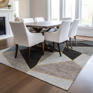 Homeroots 3' Geometric Artichoke Green Area Rug - Stylish Washable Design For Indoor & Outdoor Spaces 9' X 12' Polyester 579539