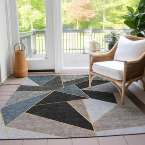 Homeroots 3' Geometric Artichoke Green Area Rug - Stylish Washable Design For Indoor & Outdoor Spaces 9' X 12' Polyester 579539