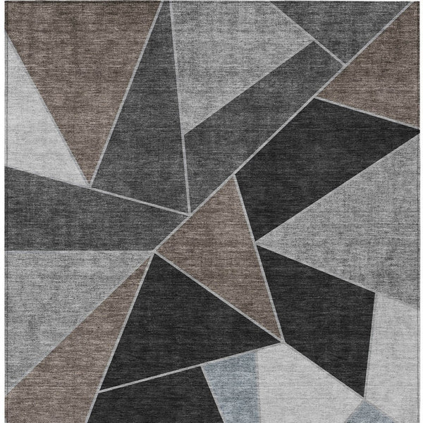 Homeroots 3' Geometric Artichoke Green Area Rug - Stylish Washable Design For Indoor & Outdoor Spaces 10' X 14' Polyester 579552