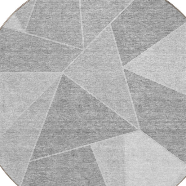 Homeroots 3' Geometric Artichoke Green Area Rug - Stylish Washable Design For Indoor & Outdoor Spaces 8' Round Polyester 579561