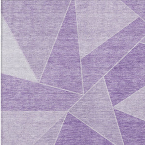 Homeroots 3' Geometric Artichoke Green Area Rug - Stylish Washable Design For Indoor & Outdoor Spaces 10' X 14' Polyester 579570