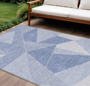 Homeroots 3' Geometric Artichoke Green Area Rug - Stylish Washable Design For Indoor & Outdoor Spaces 10' X 14' Polyester 579582