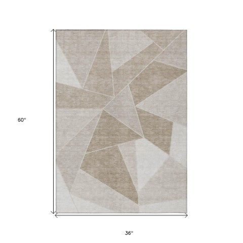 Homeroots 3' Geometric Artichoke Green Area Rug - Stylish Washable Design For Indoor & Outdoor Spaces 3' X 5' Polyester 579583