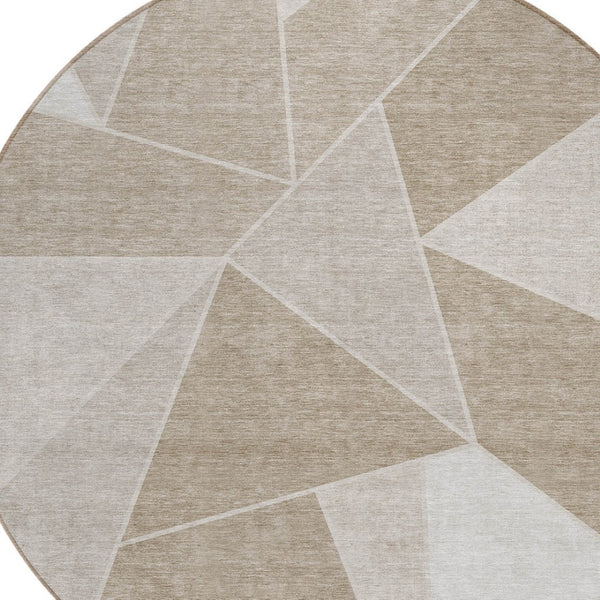 Homeroots 3' Geometric Artichoke Green Area Rug - Stylish Washable Design For Indoor & Outdoor Spaces 8' Round Polyester 579585