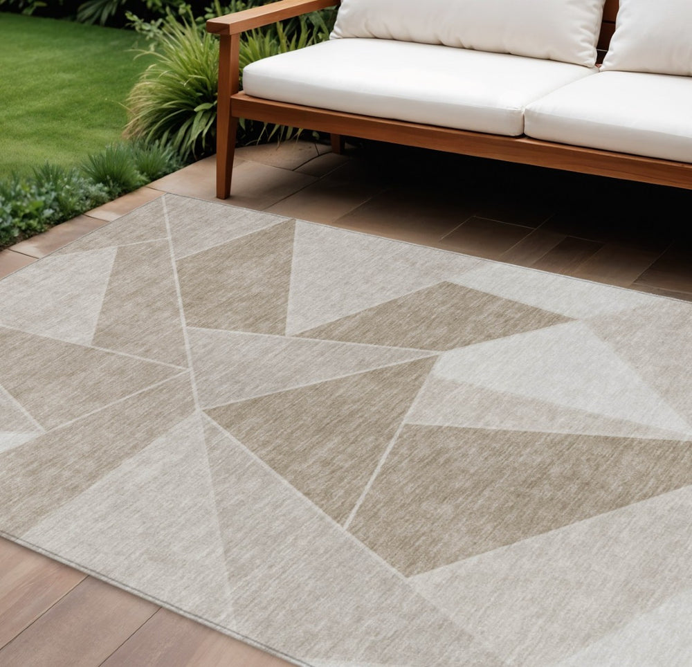 HomeRoots 9' Taupe Brown and Beige Geometric Area Rug - Durable, Washable Design for Indoor and Outdoor Spaces 9' X 12' 579587