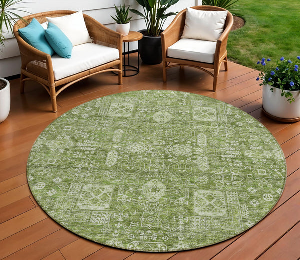 Homeroots 3' Artichoke Green & Ivory Oriental Washable Area Rug - Durable Indoor/Outdoor Design For Every Space 8' Round Polyester 579591