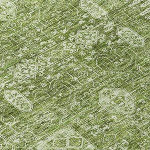 Homeroots 3' Artichoke Green & Ivory Oriental Washable Area Rug - Durable Indoor/Outdoor Design For Every Space 8' Round Polyester 579591