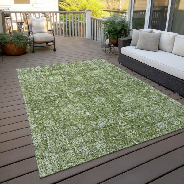 Homeroots 3' Artichoke Green & Ivory Oriental Washable Area Rug - Durable Indoor/Outdoor Design For Every Space 8' X 10' Polyester 579592